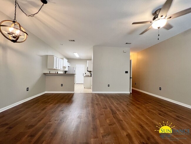Photo - Beautiful townhome in the heart of Niceville!