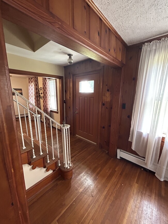 Photo - 12200 Leetown Rd