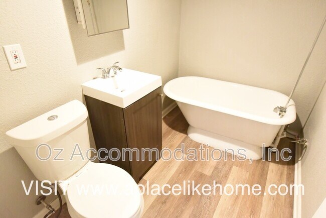 Photo - 3809 Washington St Unidad B