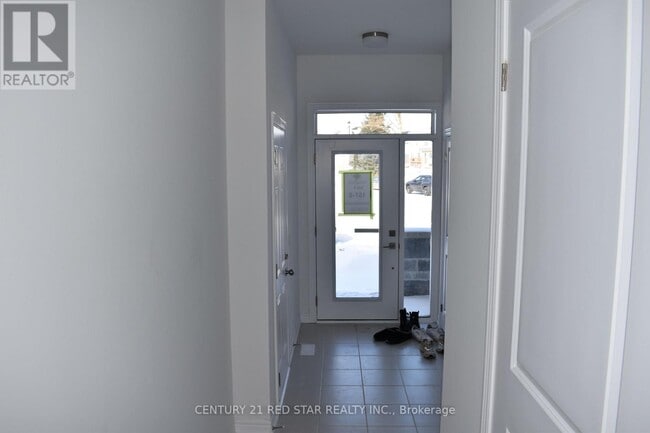 Photo - 66 Edminston Dr