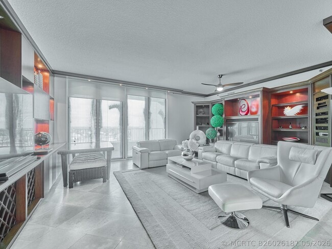 3720 S Ocean Blvd Unit 907