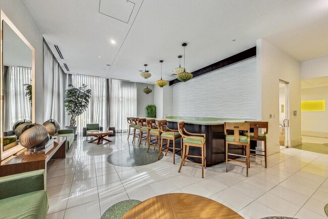 Photo - 123 S Green St Unit 601B