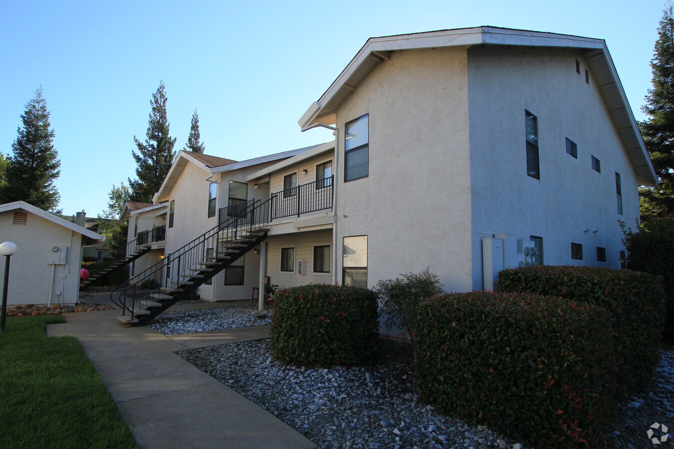 Photo - Crescenta Place Apartments