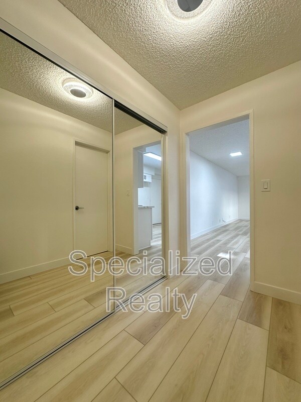 Photo - 342 E Providencia Ave Unit 101