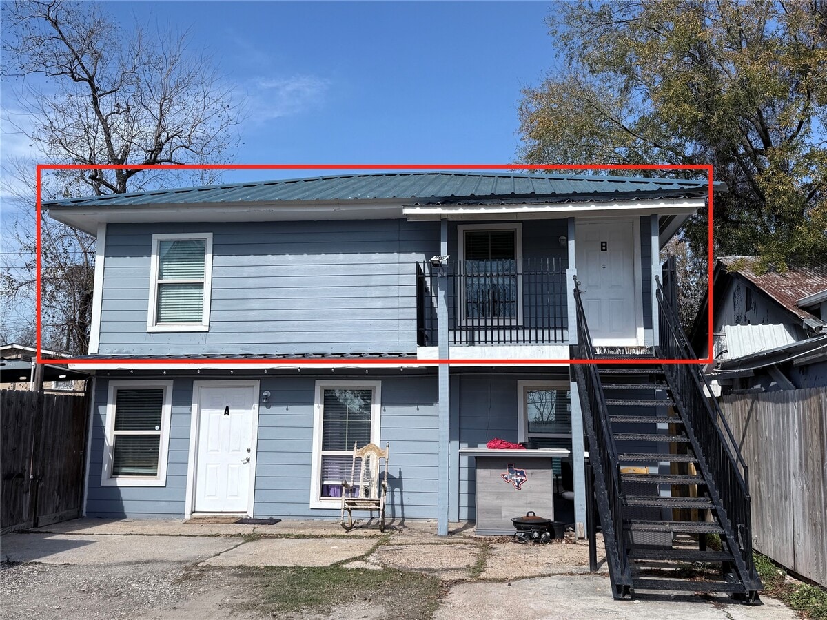 Photo - 13809 Hershe St