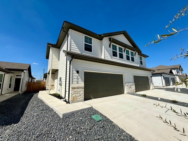 Building Photo - 210-210 Nespral Dr