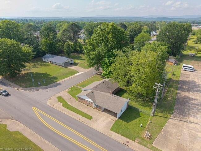 Photo - 100 Meadow Pl