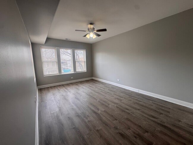 Photo - 525-527 N Homan Ave. Unit 525-2s