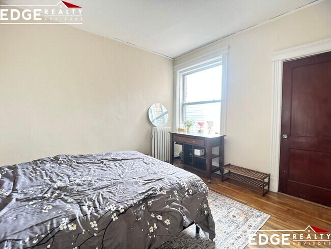 Photo - 11 Euston St Unit 2