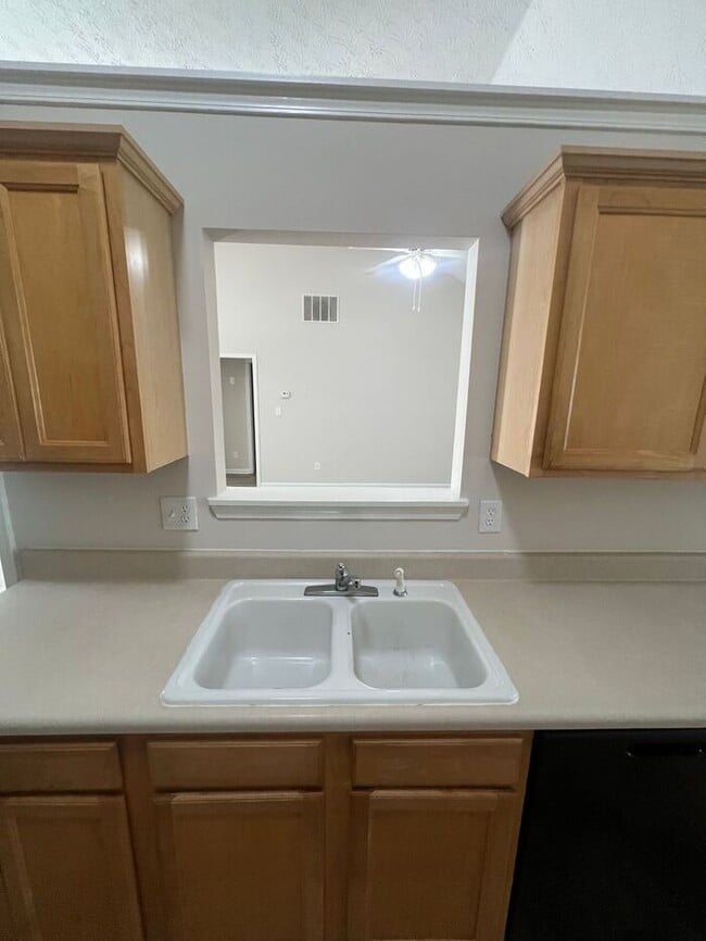 Photo - Beautiful Home in the Highly Sought-After ...