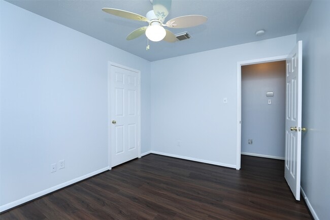 Building Photo - 19626 Billineys Park Dr