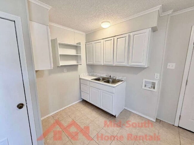 Photo - 3205 Madewell St