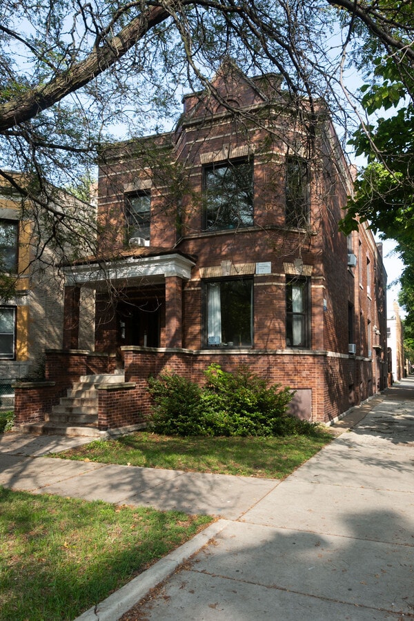 Photo - 2701 N. Troy/3120 W. Schubert