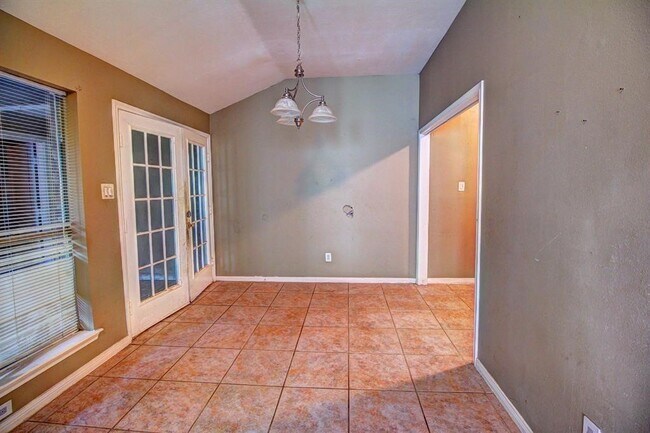 Photo - 11818 Plumpoint Dr