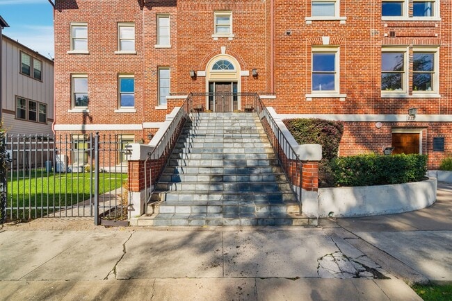 Photo - 215 W Norma St Unit 202