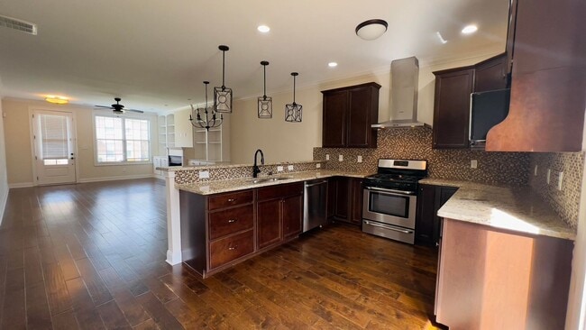 Photo - 4 bedroom 2.5 bathroom townhome located in Beaumont Park Townhome