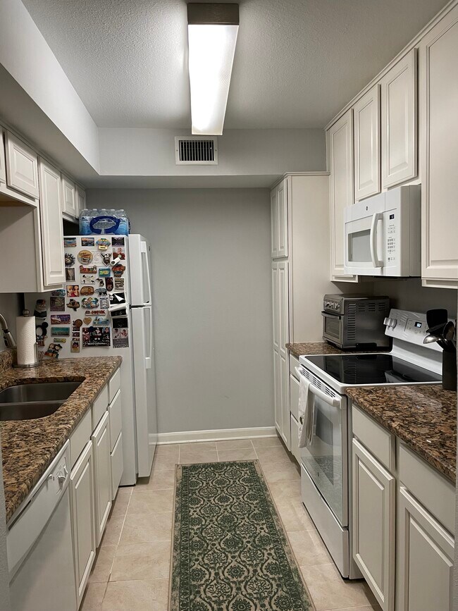 Kitchen - 1880 White Oak Dr Unit 107