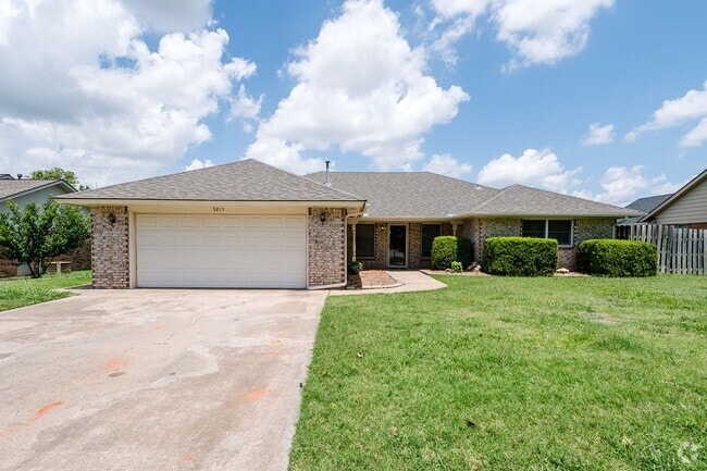 Building Photo - Fully Remodeled 3bed/2bath Available in We... Rental