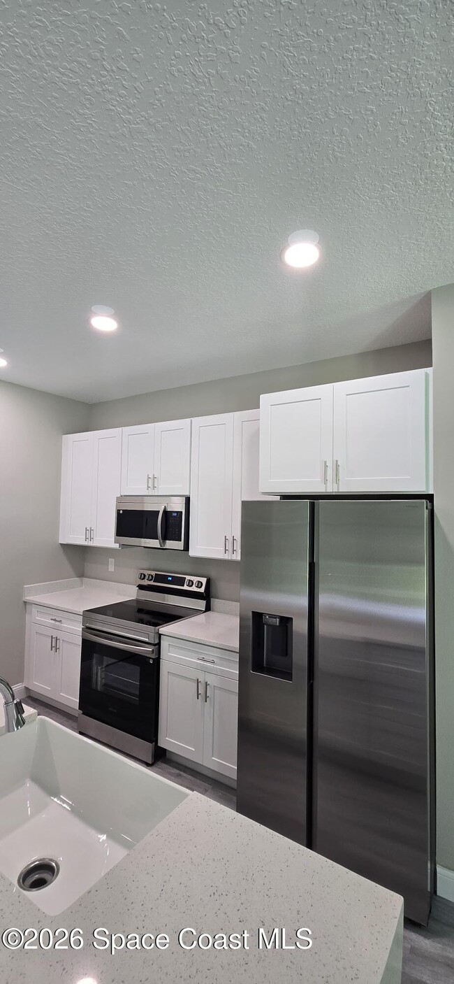 Photo - 1801 Warton Ave SE