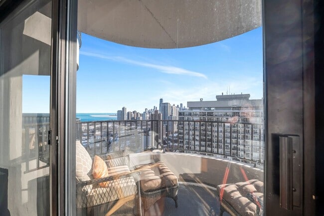 Photo - 2020 N Lincoln Park W Unit 30L