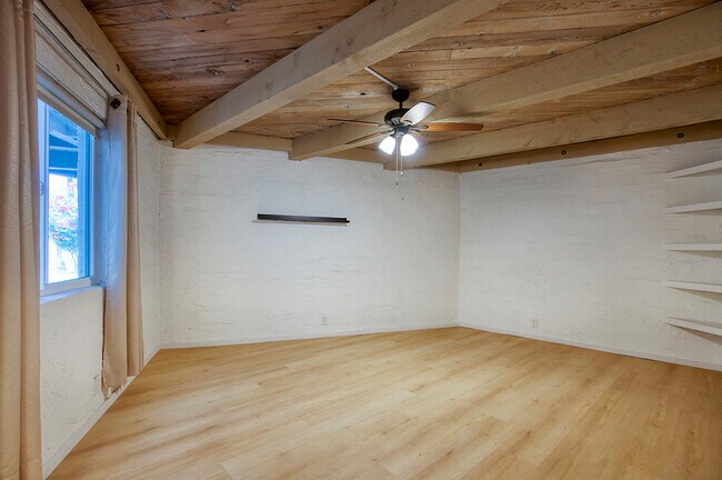 Photo - 6840 E 2nd St Unidad 10