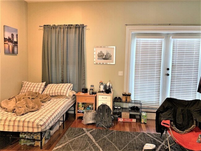 Photo - 21 Worthington St Unit 1