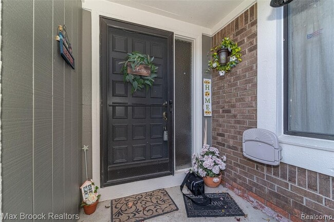 Photo - 862 Yorktown Ct