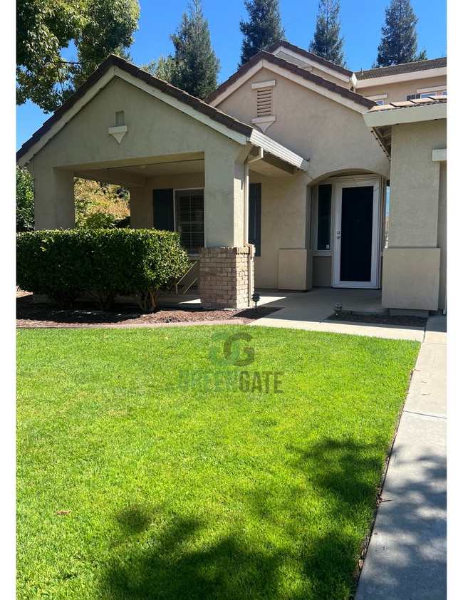 4104 Retreat Ct