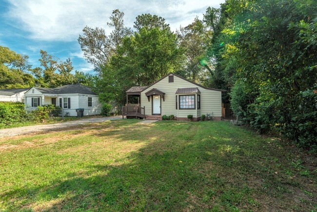 Photo - $1,200 - 3 bed/2 bath house for rent in Midtown Augusta, with fenced back yard
