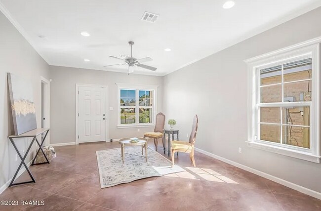 Photo - 107 Darlene Dr