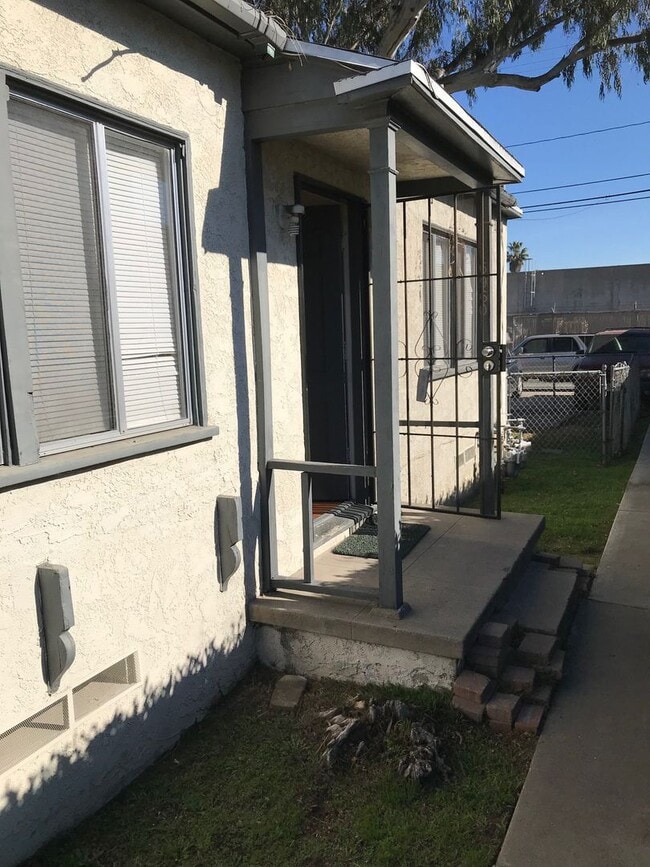 Photo - 16958-16960 Brighton Avenue Unit 16960