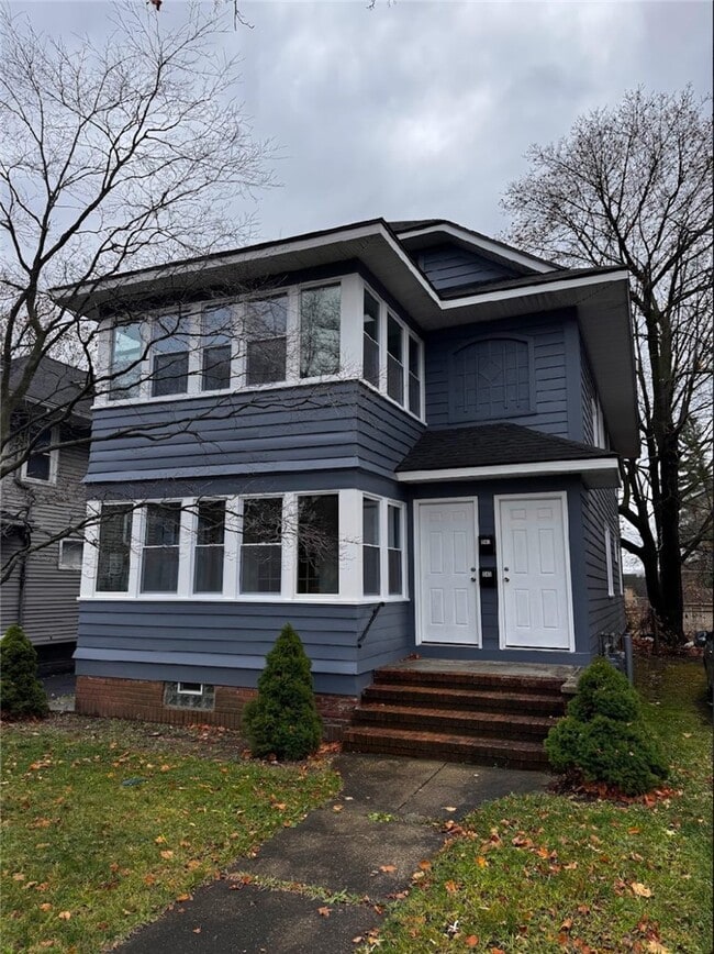 Building Photo - 543 Brooks Ave