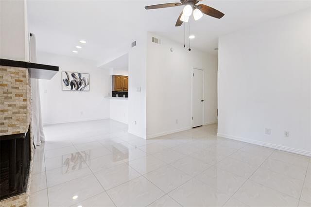 Photo - 5100 Verde Valley Ln Unidad 189