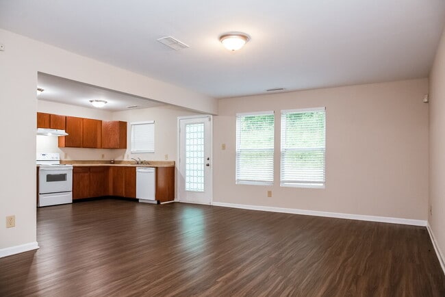 Photo - 1018 Allegiance Dr