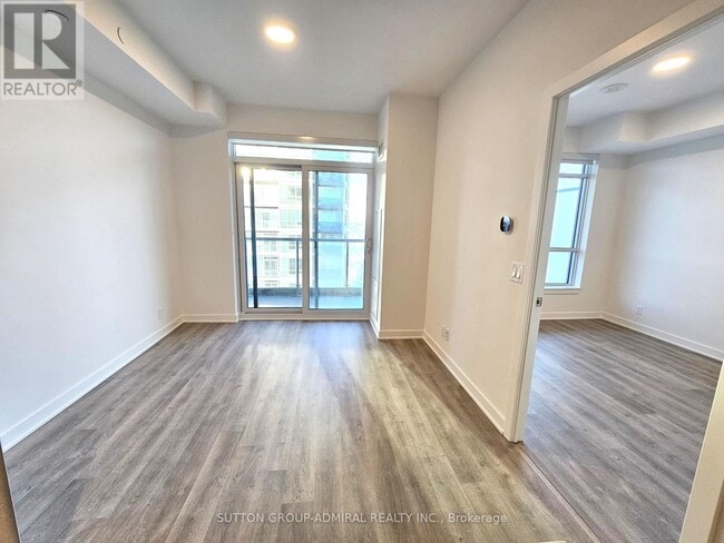 Photo - 30 Upper Mall Wy Unit 2408