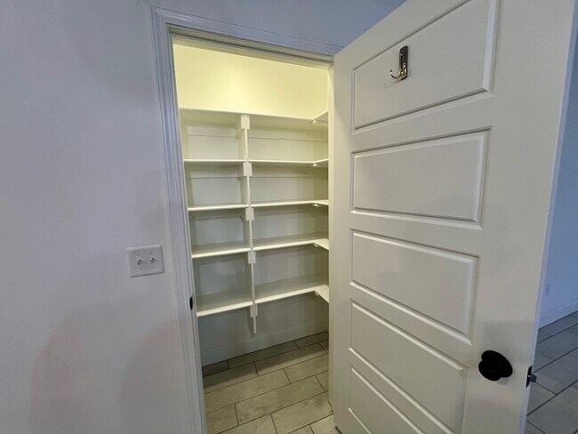 Photo - 1011 Sundance Ln