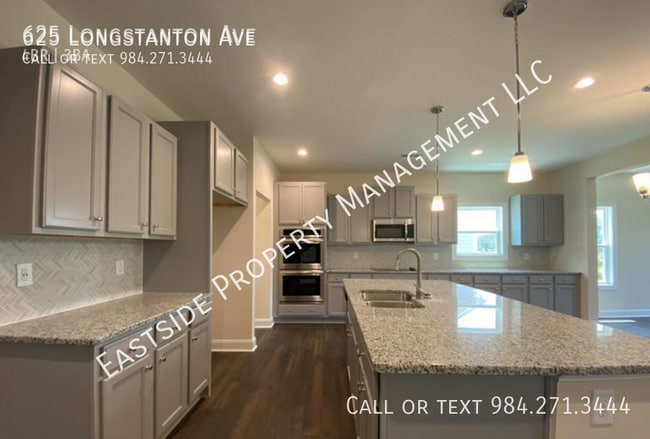 Photo - 625 Longstanton Ave