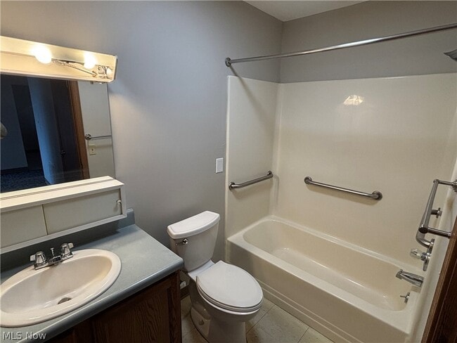 Photo - 59 Lincoln Way E Unit 602