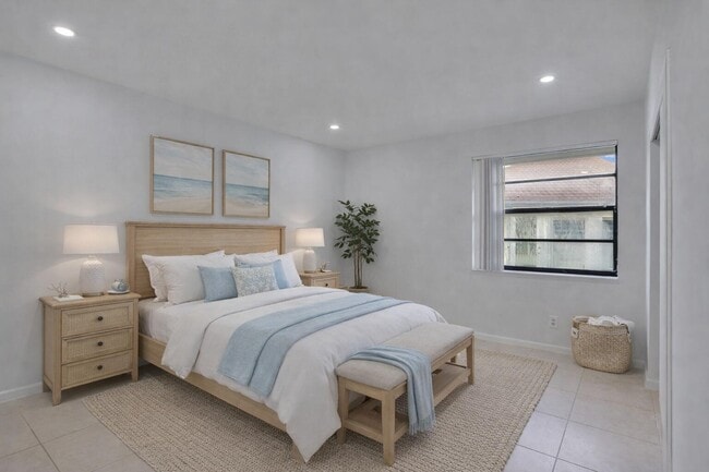 Photo - 315 NW 36th Ave