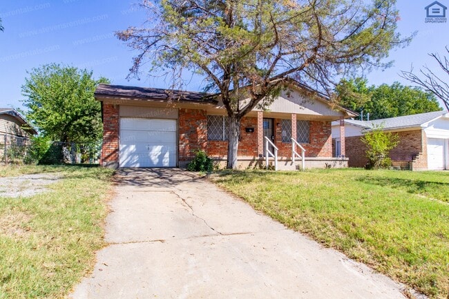 Photo - 717 SW Ranch Oak Blvd