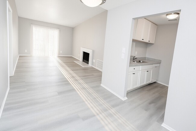 Building Photo - 12659 Ashford Meadow Dr Unit False