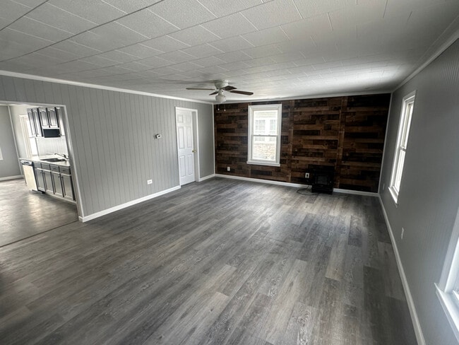 Photo - 7347 Waldman Ave