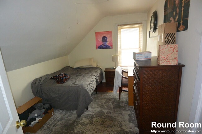 34 Linden St