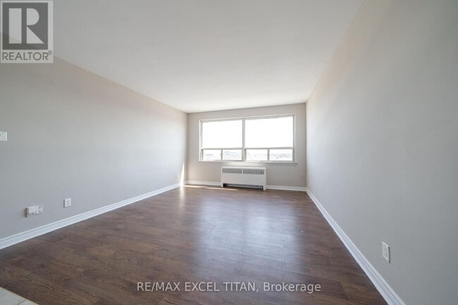 Photo - 468 Ottawa St N Unité 738D