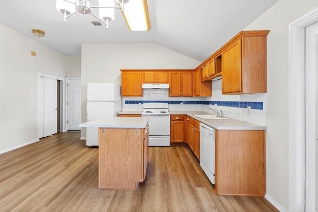 Photo - 101 Geronimo Cove