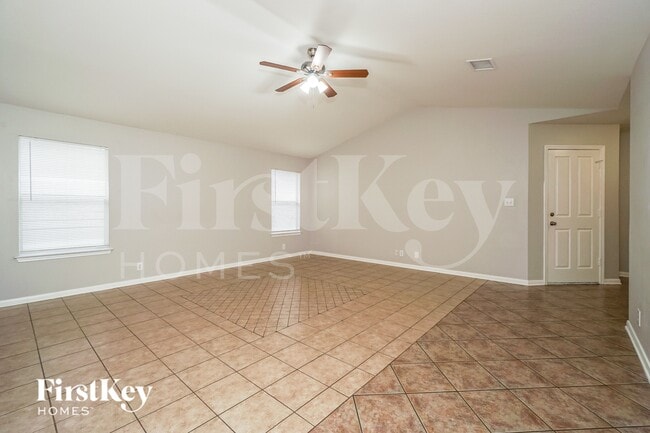 Photo - 1010 Magnolia Bend