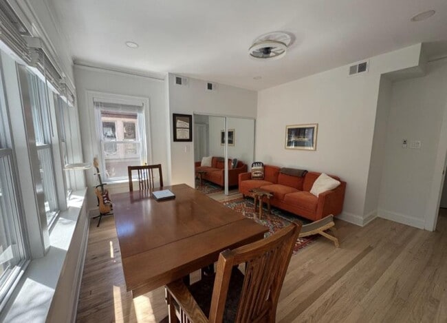 Photo - 2 bedroom in Chicago IL 60618 Unit 2S