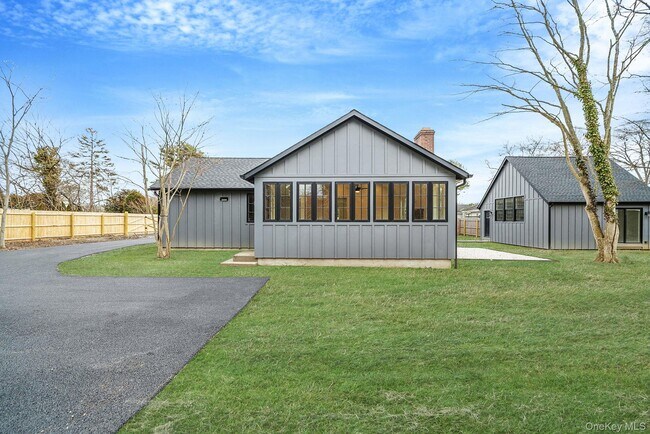 Photo - 23 Roosevelt Blvd