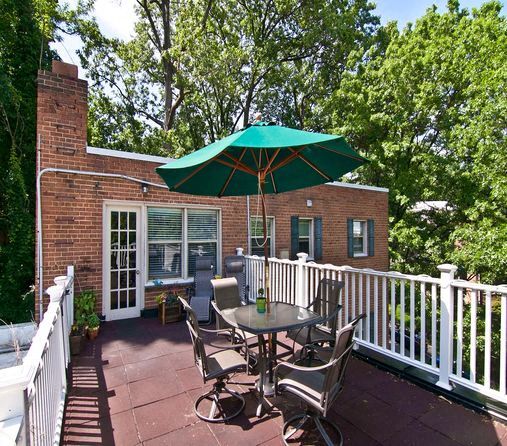 Large patio area - Park Georgetown