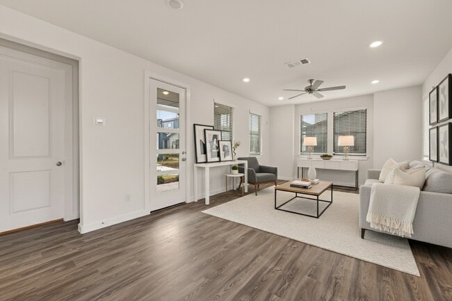 Photo - 3241 Loam Ln